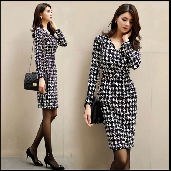 Classy Midi Dress - Picture 1 of 4